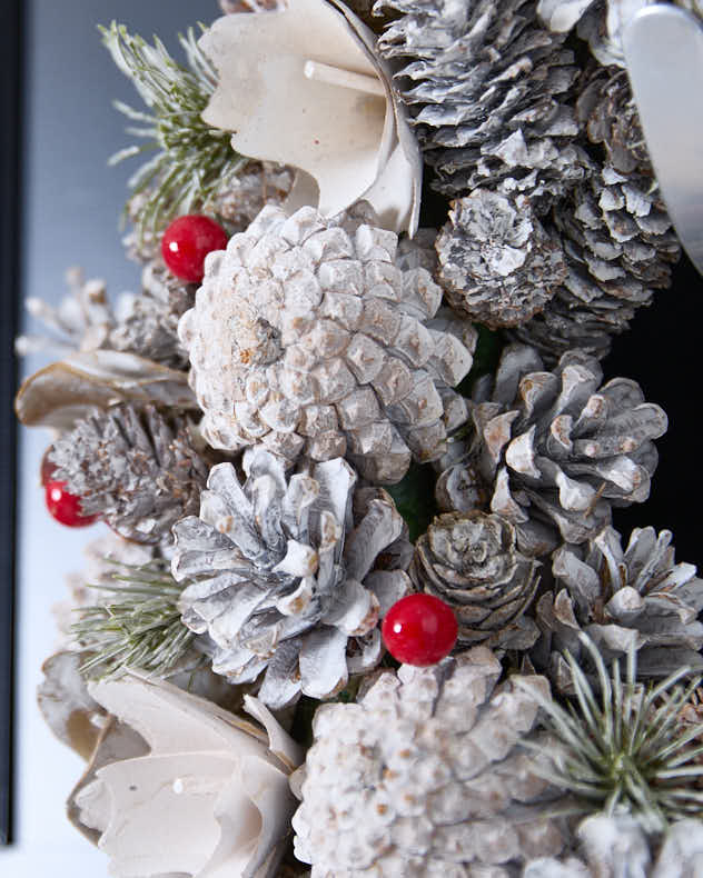 Roter Samtbeerenkranz 30cm