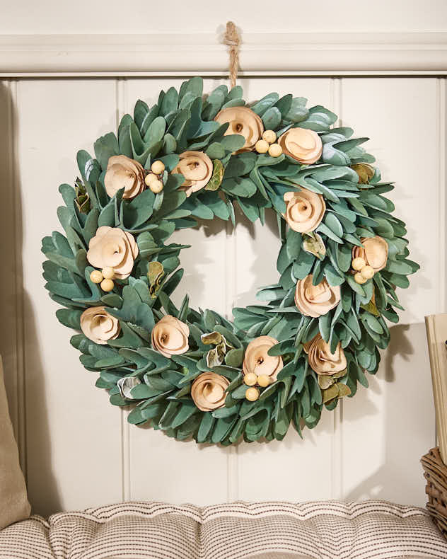 Indoor Lambeth Wreath 35cm