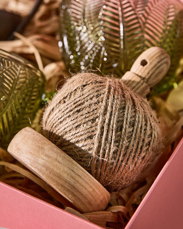 Birds and Botanicals Hamper Gift Box