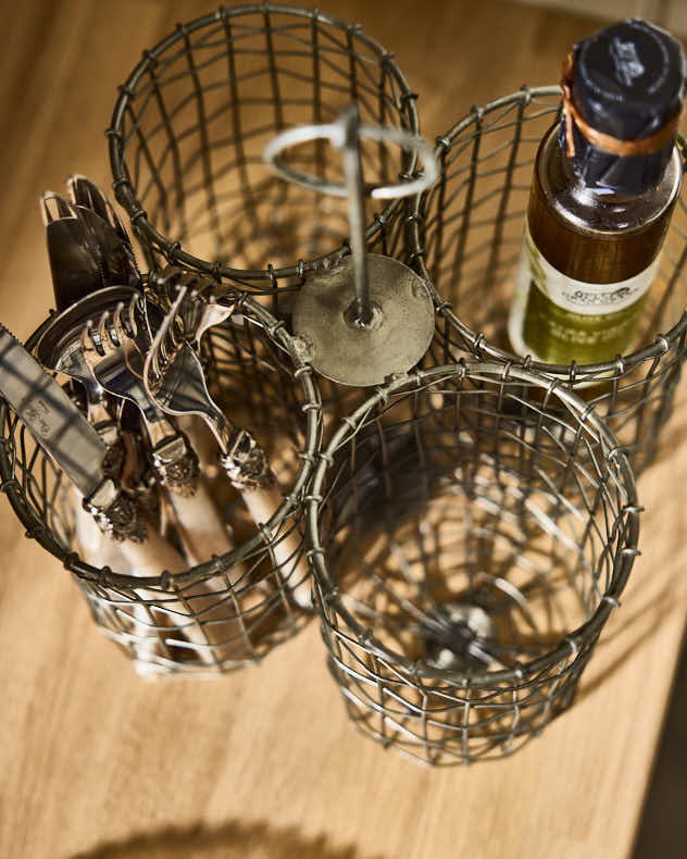 Four Section Wire Caddy