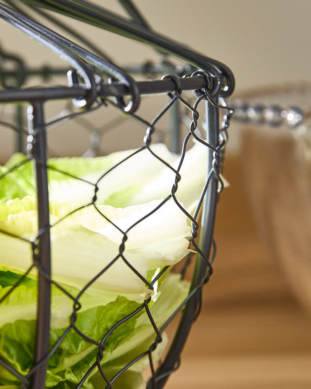 Rustic Wire Kitchen Salad Shaker
