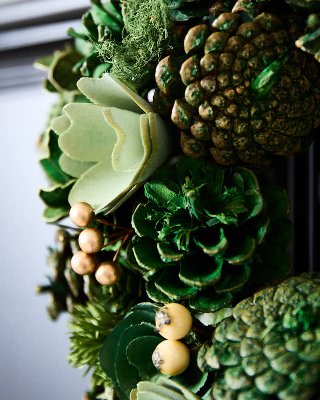 Grüner Sukkulenten-Winterkranz 35cm
