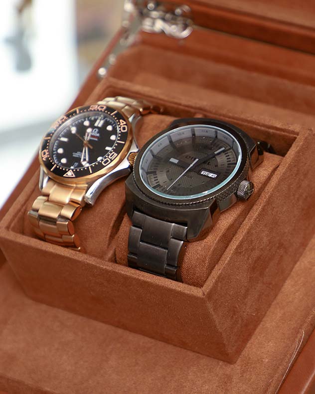 Tan Brown Leather Double Watch Display Case