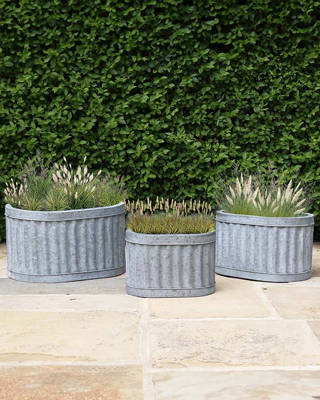 Set of 3 Oval Ribbed Planter Tubs