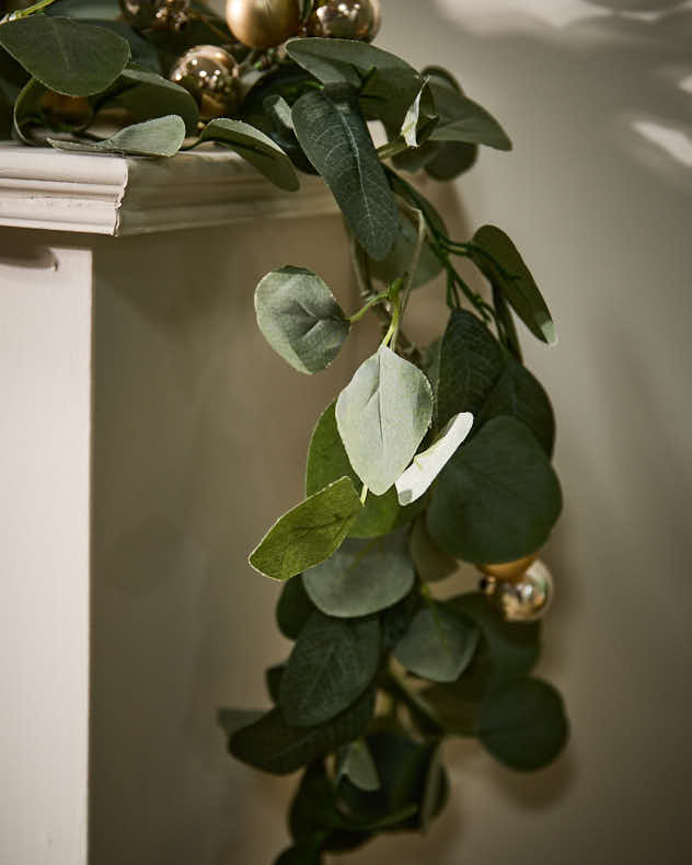 Eucalyptus Sparkle Garland 2m