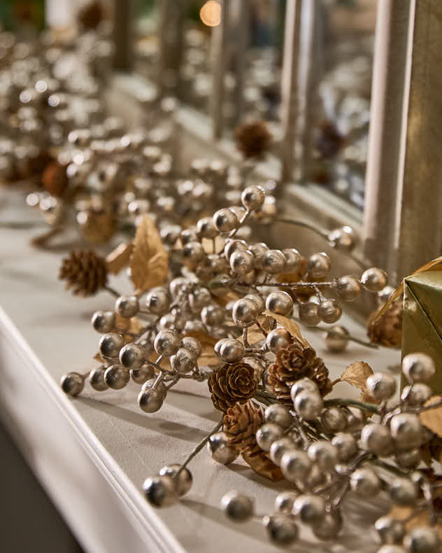 Clermont Champagne Christmas Garland 1.5m