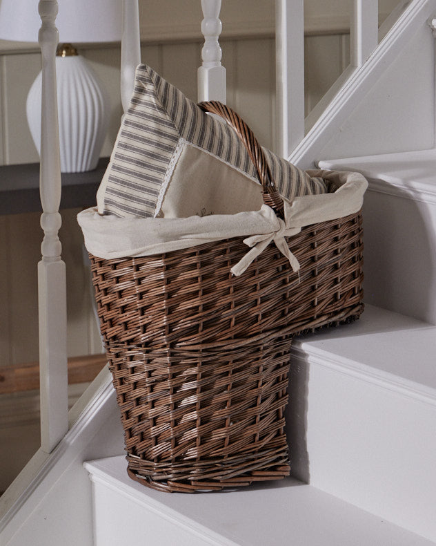 Willow Stair Basket With Lining