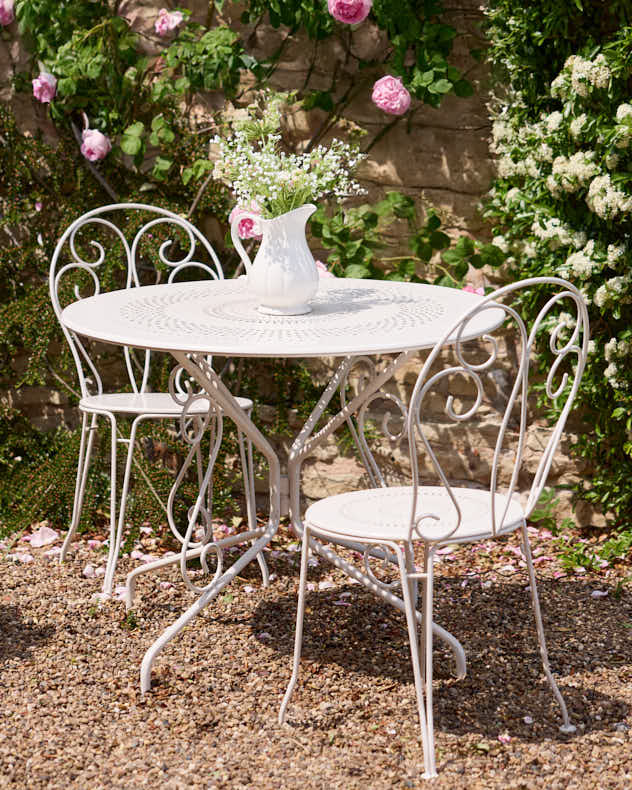 Pink Retro Outdoor Bistro Set Latitude Run Furniture SOLAURA