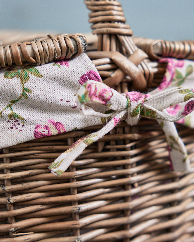 Oval Wicker Picnic Basket with Rose Lining