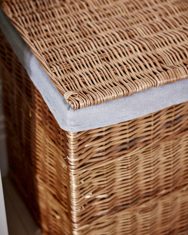 Wicker Washing Basket with Lining