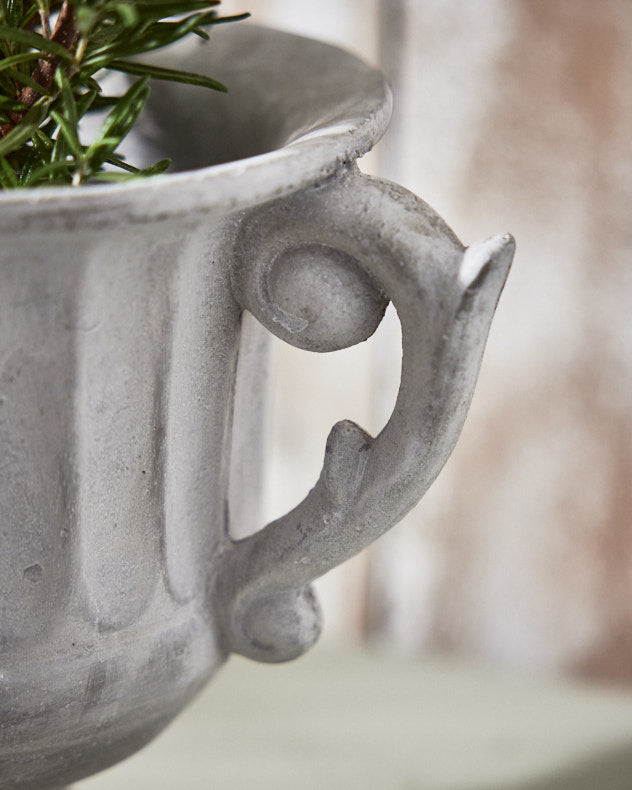 Handle of Arcadia Large Plant Pot