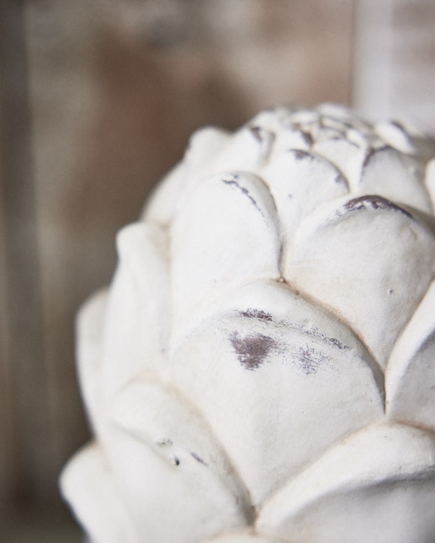 Kalendra Large Atrichoke Ornament