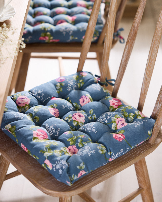 Briarfield Navy Floral Seat Pad with Ties Dibor Garden Accessories