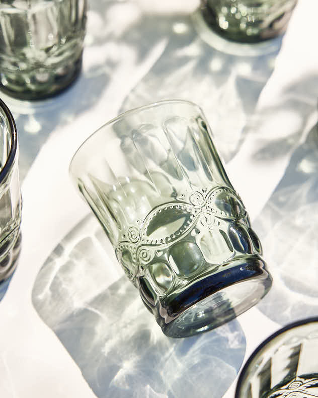 Ensemble de gobelets gris fumé