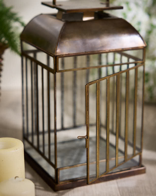 Antique Style Brass Effect Lantern