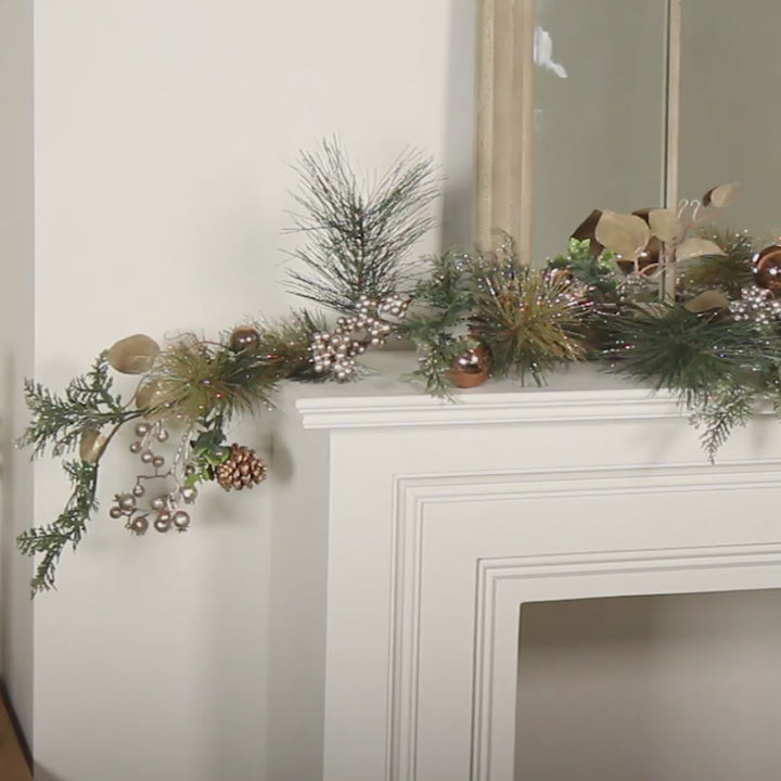 Royal Ball Pre-Lit Garland 150cm