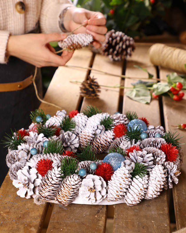 handmade christmas pinecone wreath