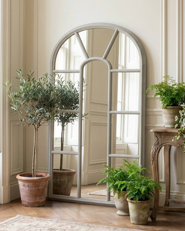 Elegant Mirrors For Thoughtfully Styled Homes