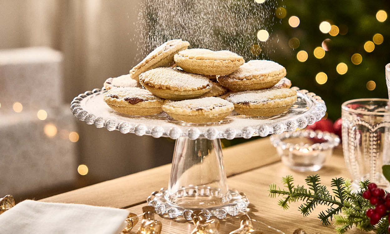 Family Christmas Traditions You’ll Love