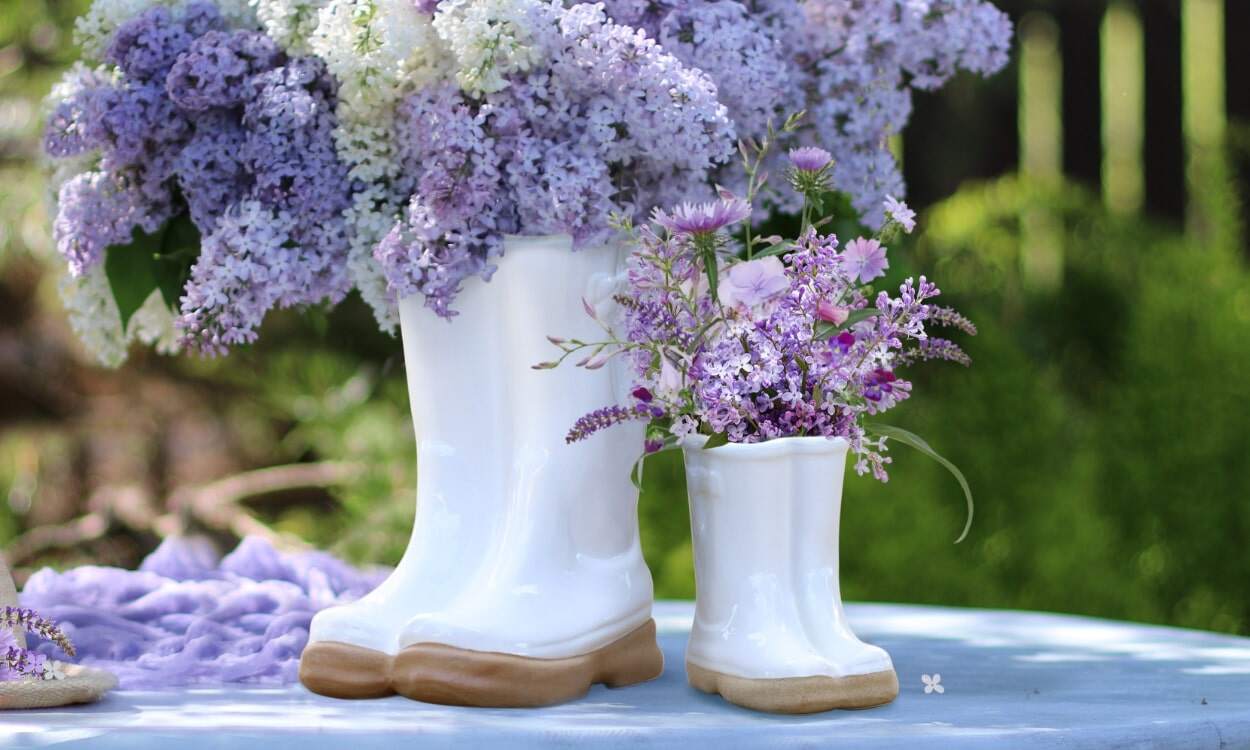 Best 5th Wedding Anniversary Gifts for Him & Her