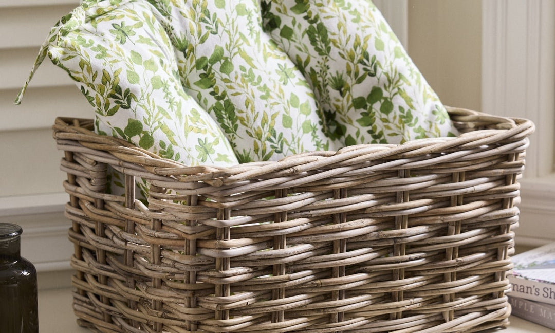 10 Stylish Magazine Storage Ideas for a Tidy Living Room