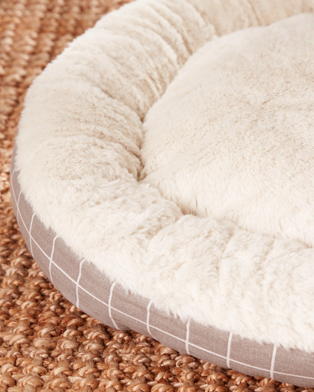 Round Grey Check Pet Bed