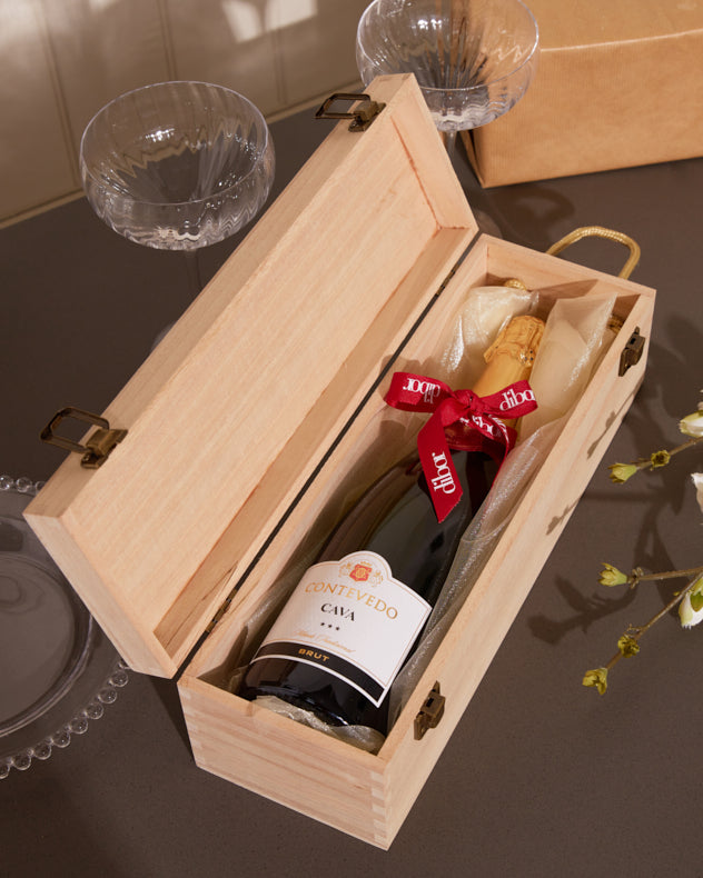 Personalised Wooden Bottle Gift Box