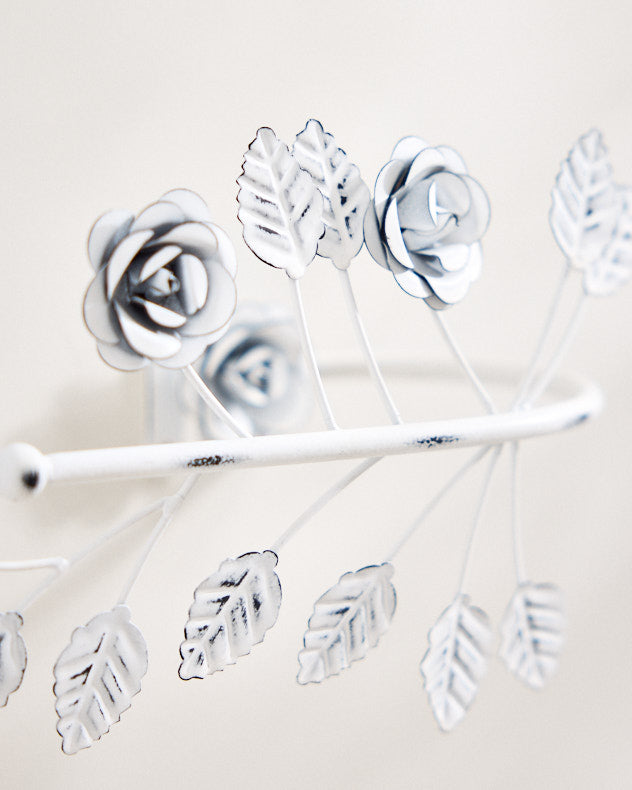 Set of 2 White Leaf Curtain Tie Backs