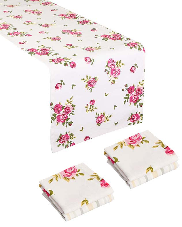 Helmsley Blush Table Runner and Four Napkins