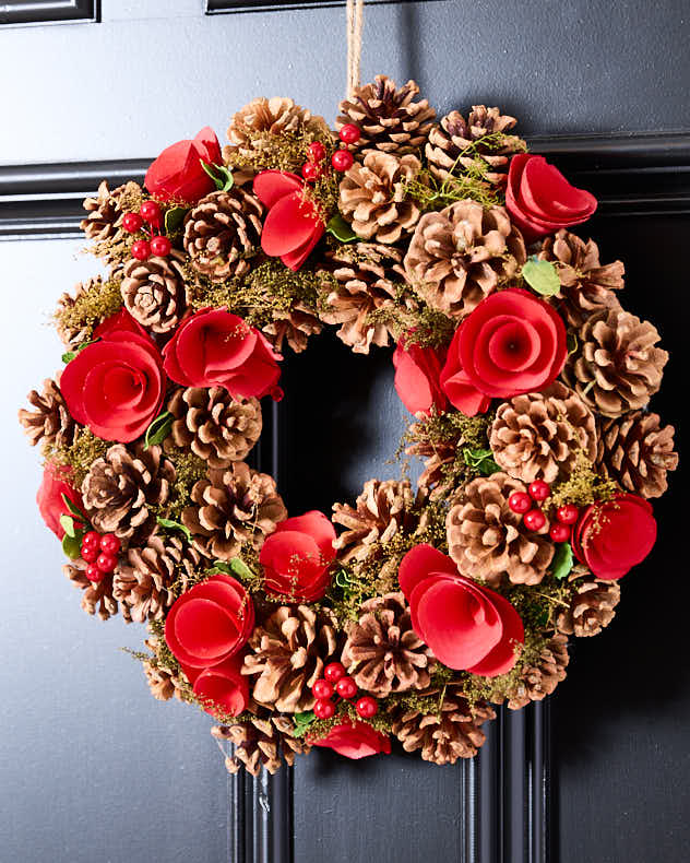 Winter Forest Christmas Wreath 35cm