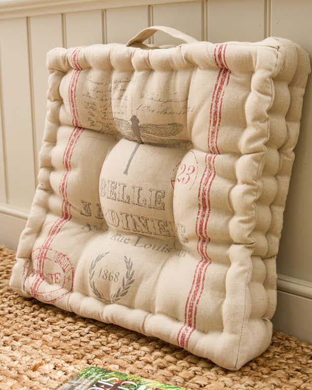 Single Natural & Red 100% Cotton & Polyester Seat Pads - Belle Jardinere Country Style Seat Pad