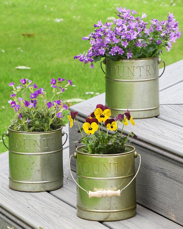 Aged Zinc Country Style Planter