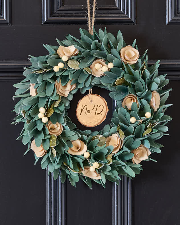 Green &amp; Yellow &amp; Cream Wood Wreaths - Personalised Lambeth Wreath 35cm