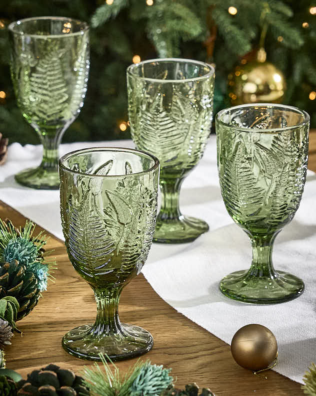 Green Leaf Wine Goblet