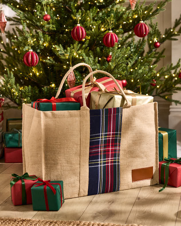 Natural Jute Gift Bags - Highland Tartan Christmas Present Sack