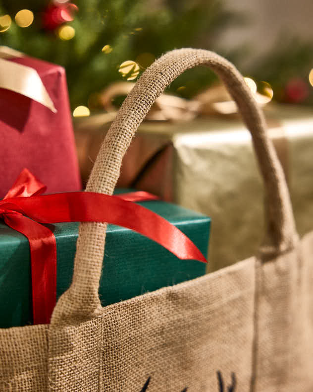 Sac cadeau en jute avec tête de cerf