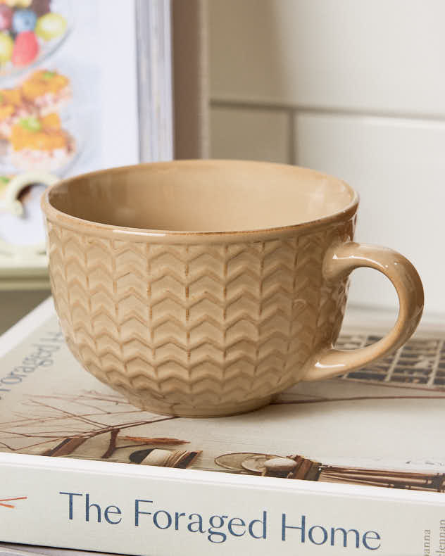 Wythe Stoneware Mugs