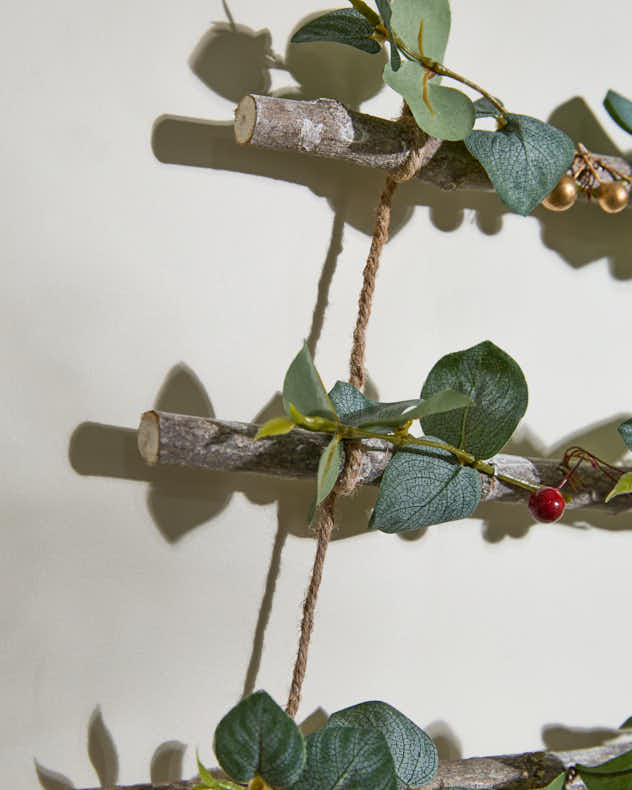 Mistletoe Christmas Tree Ladder