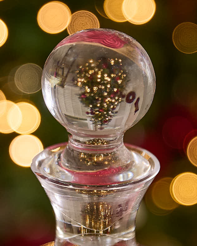 Diamond Embossed Gold Decanter