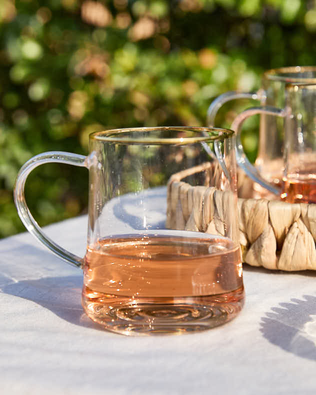 Set of 4 Gold Rimmed Glass Mugs