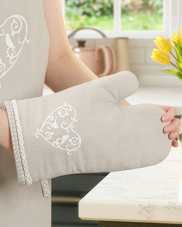 Kitchen Accessories - Love Birds French Country Oven Mitt