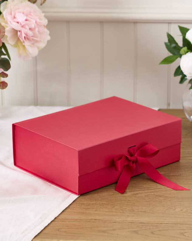 Gift Boxes A4 extra deep - Personalised Red Gift Box Collection