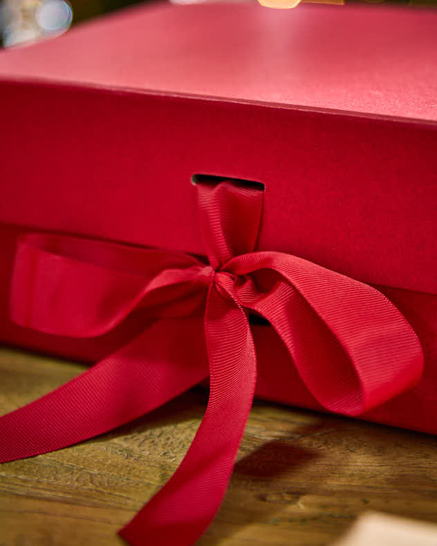 Personalised A5 Red Gift Box