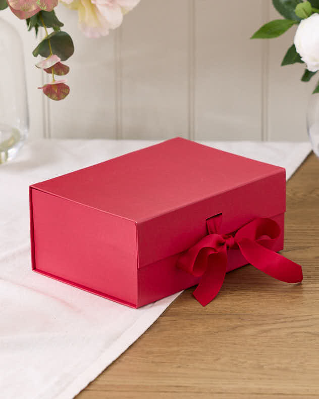 Gift Boxes A4 standard - Personalised Red Gift Box Collection