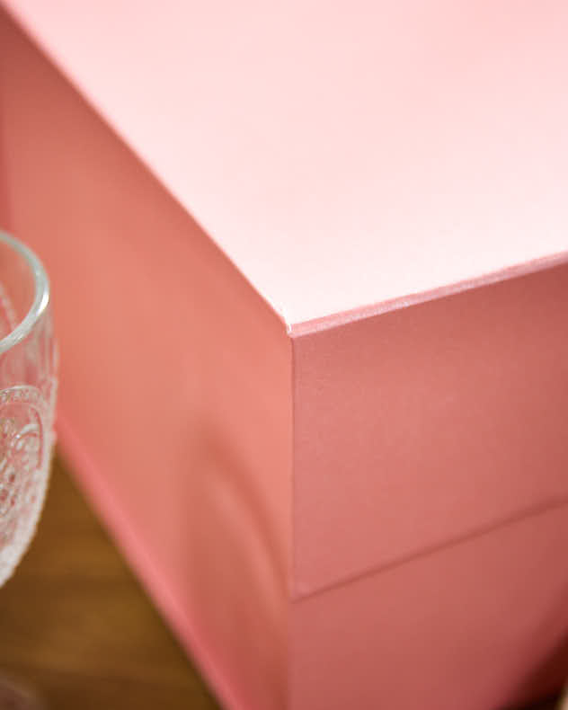 Gift Boxes - Luxury Deep A4 Pink Gift Box