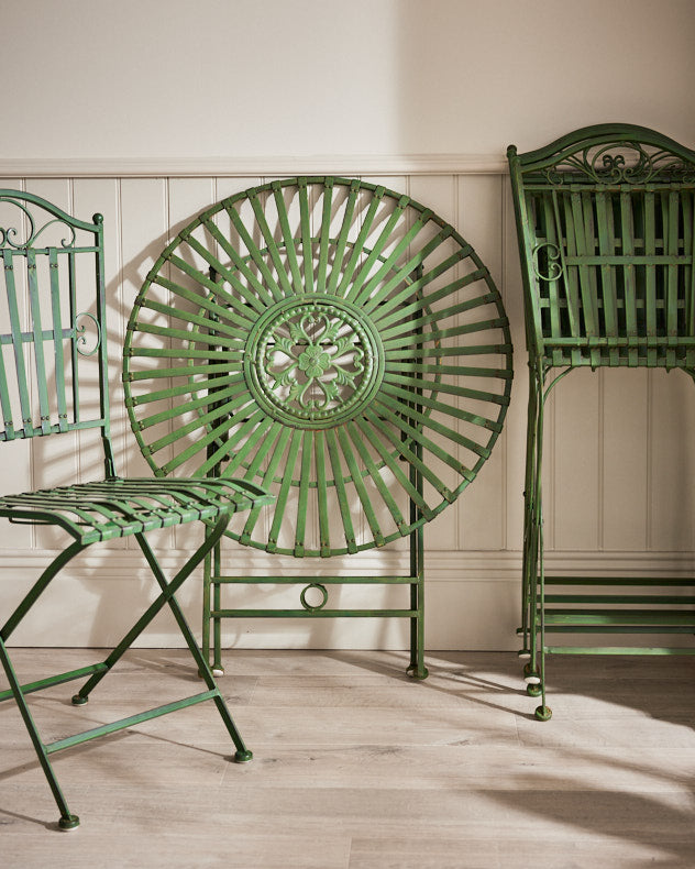 Vintage indoor cheap bistro set