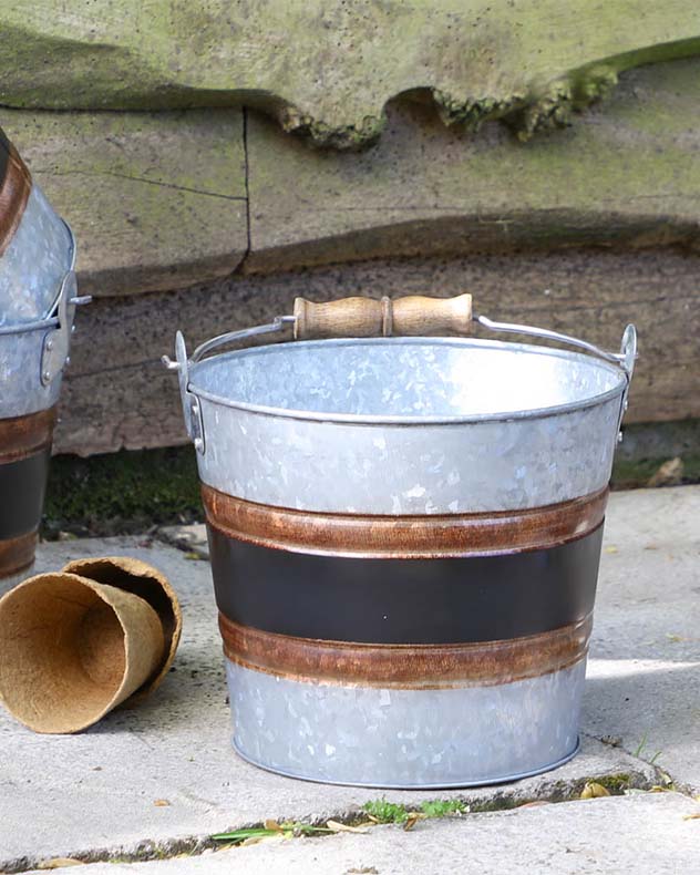 Gardener's Potting Shed Tool Bucket