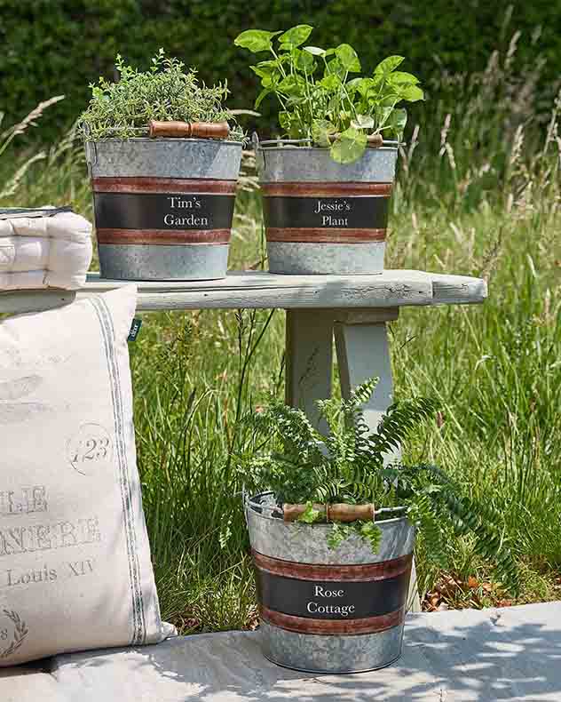 Jardinière personnalisée à bande noire