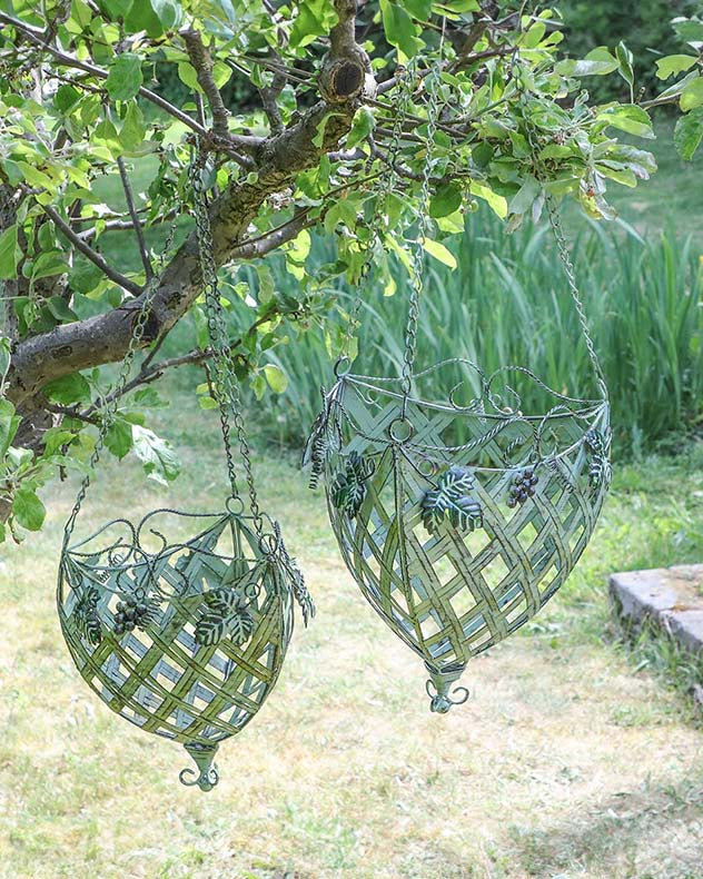 Set of 2 Green Vintage Hanging Baskets