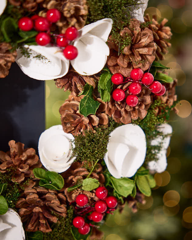 White Berries & Roses Winter Wreath 35cm